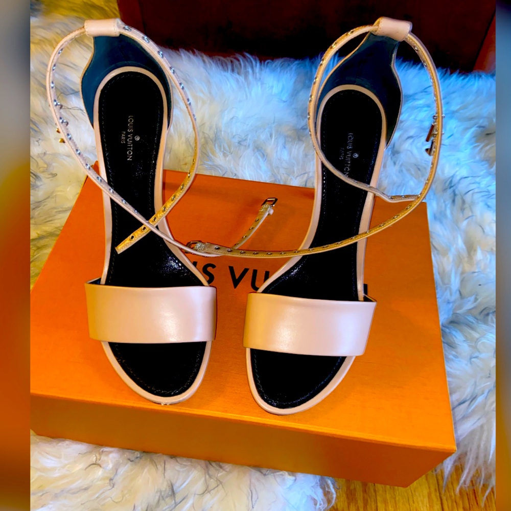 Louis Vuitton Call Back Sandal